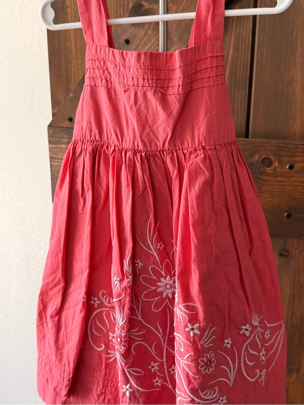 George Coral Pink Embroidered Sundress – Size 6 – EUC – Spring/Summer